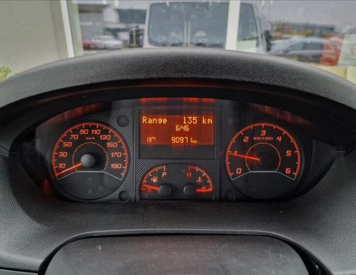 Citroën Jumper Skříň 2,2 l 103 kw