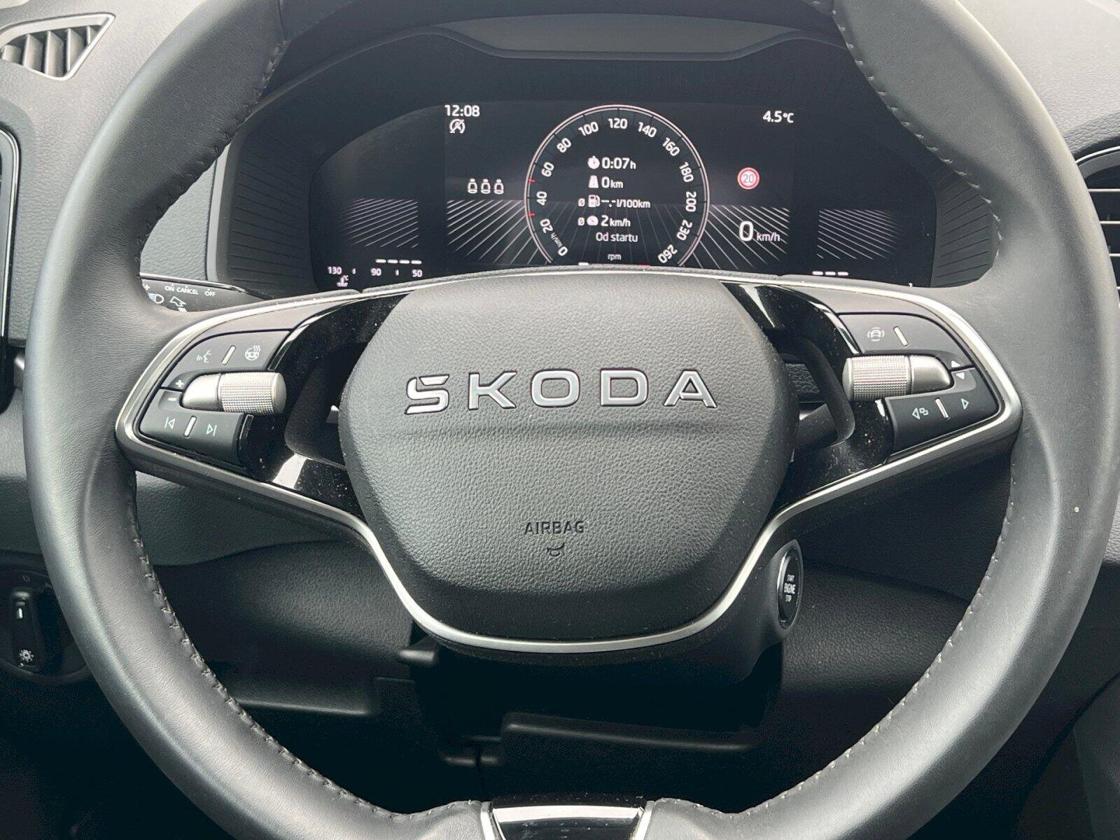 Škoda Karoq Hatchback 1,5 l 110 kw