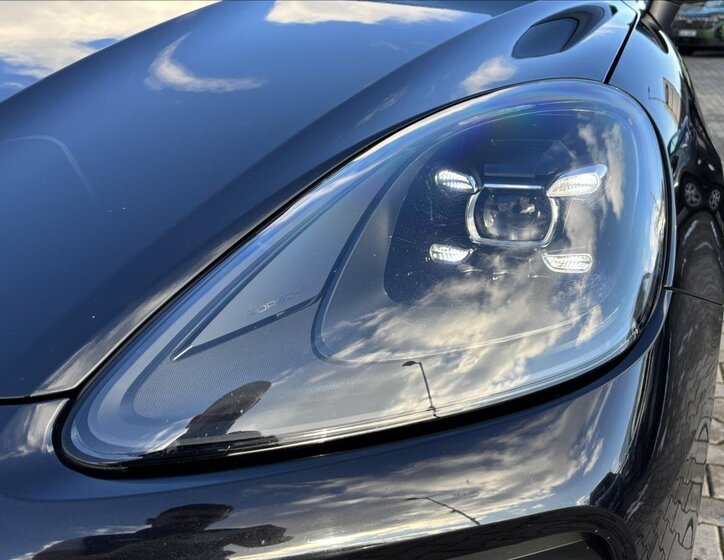 Porsche Cayenne SUV / Terénní 3,0 l 250 kw