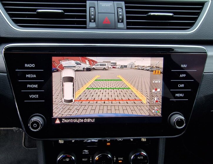 Škoda Superb Kombi 1,5 l 110 kw