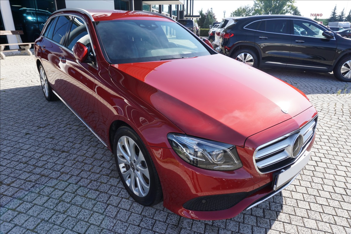 Mercedes-Benz Třídy E