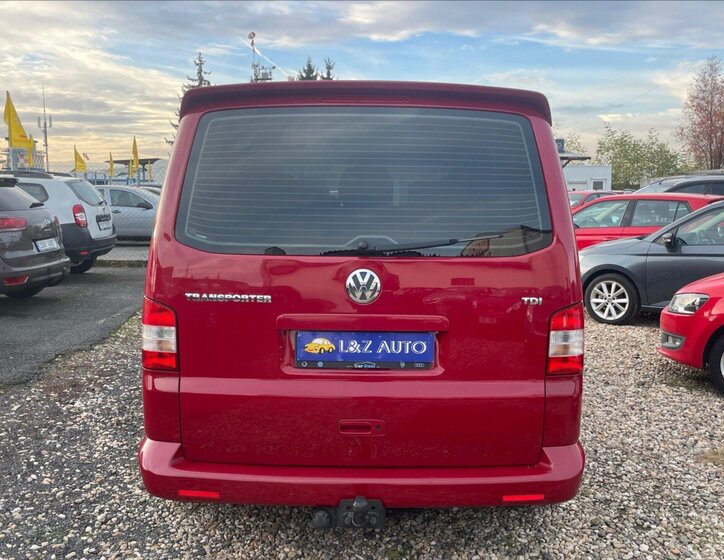 Volkswagen Transporter VAN-Minibus 2,5 l 96 kw