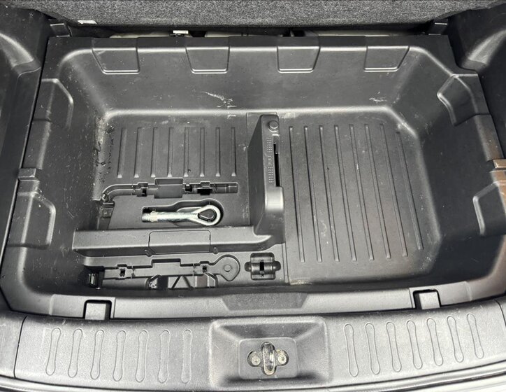 Nissan Juke Hatchback 1,6 l 86 kw