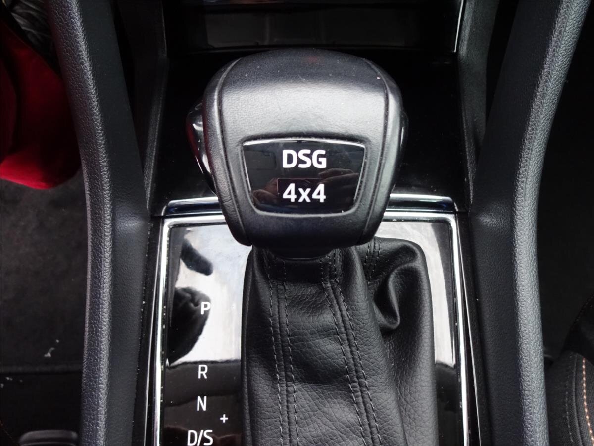 Škoda Karoq Kombi 2,0 l 110 kw