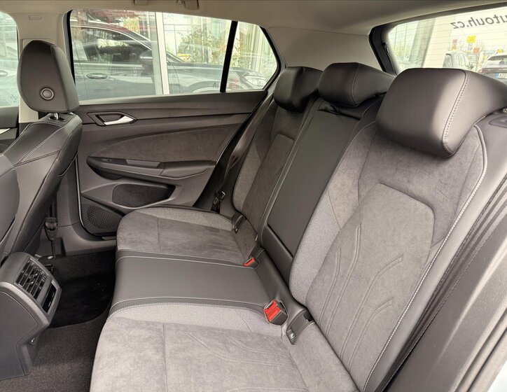 Volkswagen Golf Hatchback 1,5 l 110 kw
