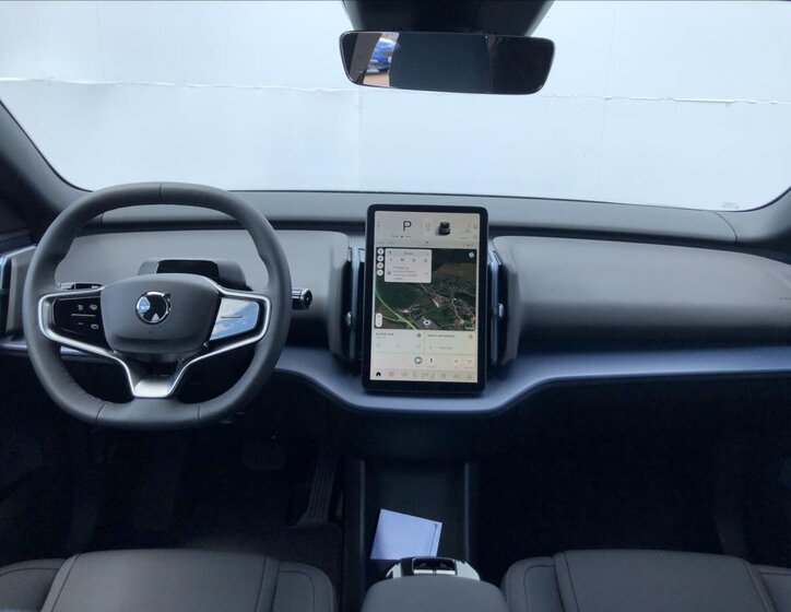 Volvo EX30 SUV / Terénní 0,0 200 kw