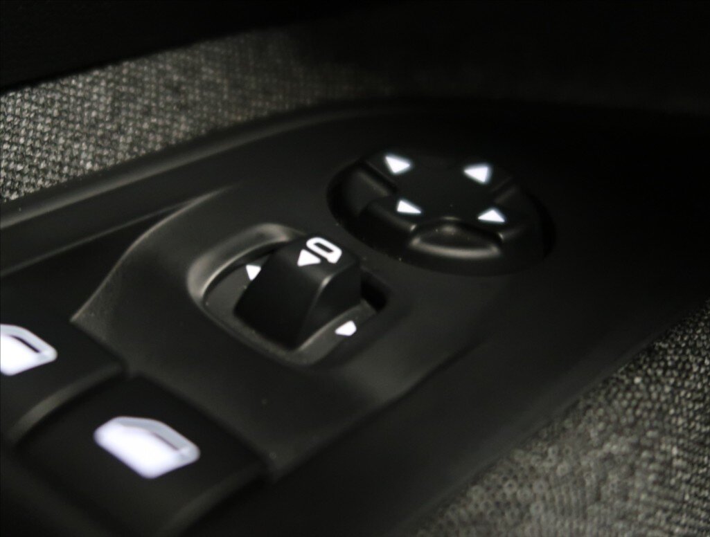 Peugeot 5008 MPV 1,5 l 96 kw