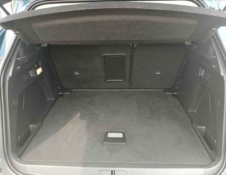 Peugeot 3008 SUV 1,5 l 96 kw