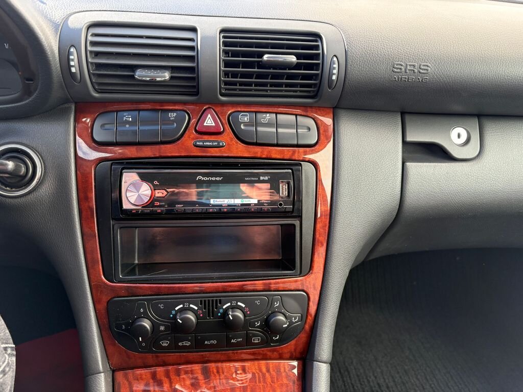 Mercedes-Benz Třídy C Sedan 1,8 l 105 kw