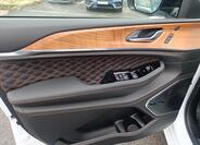 Jeep Grand Cherokee 16