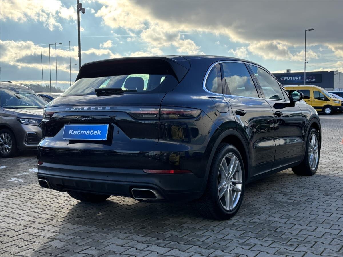 Porsche Cayenne SUV 3,0 l 250 kw