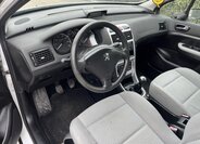 Peugeot 307 Hatchback 1,4 l 65 kw
