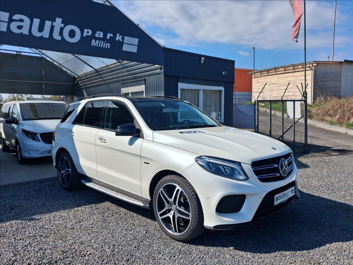 Mercedes-Benz GLE Kombi 3,0 l 270 kw