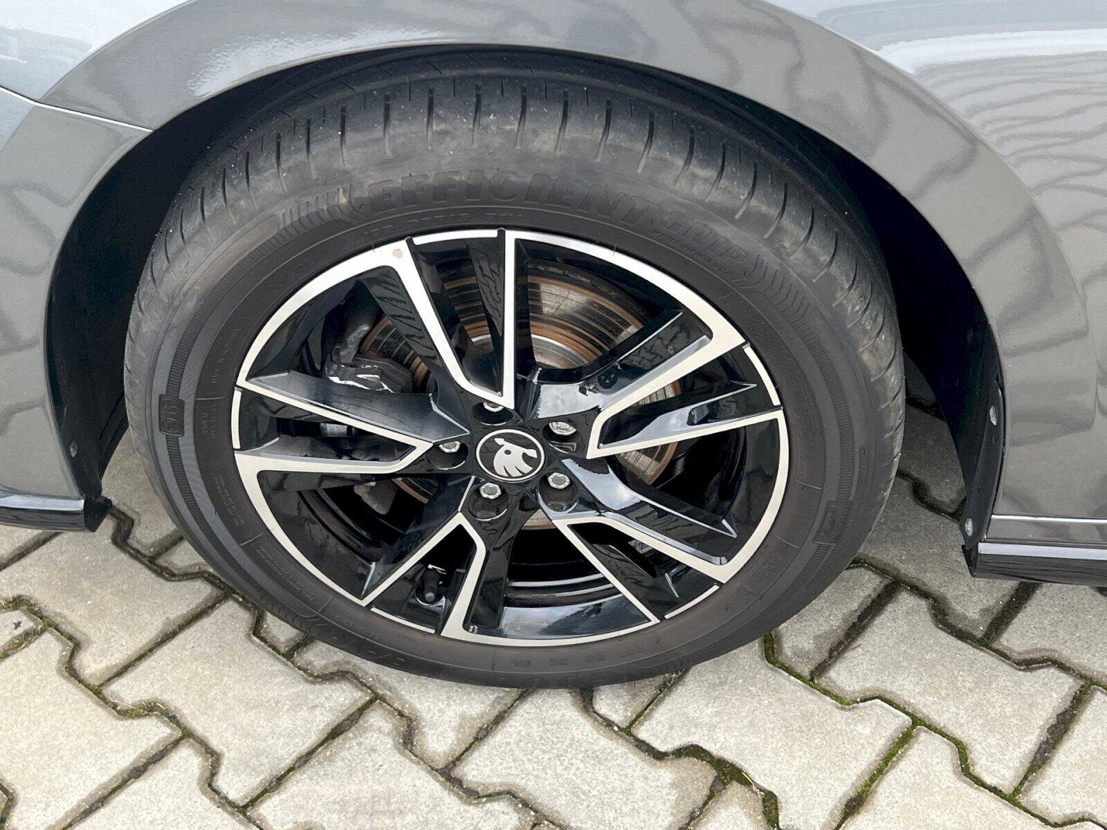 Škoda Fabia Hatchback 1,0 l 85 kw