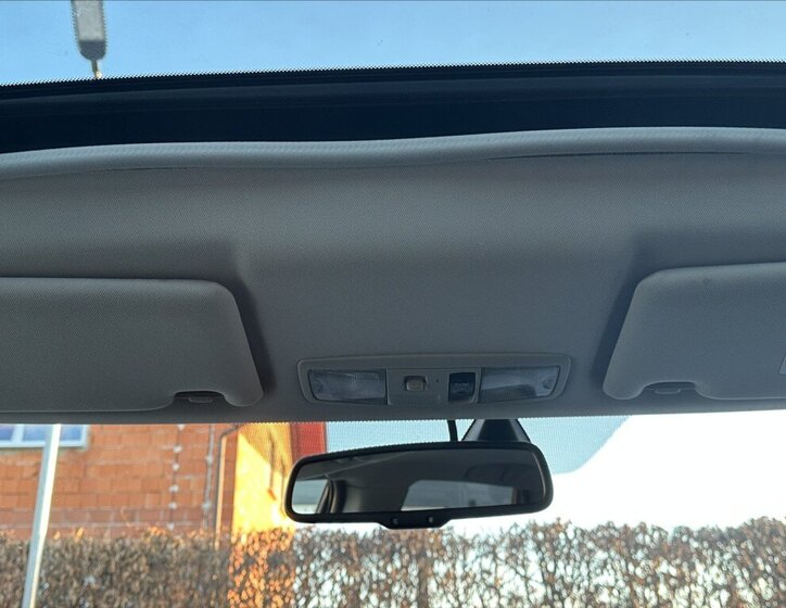 Mitsubishi Outlander SUV / Terénní 2,3 l 110 kw