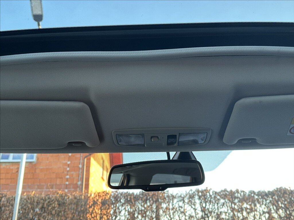 Mitsubishi Outlander SUV / Terénní 2,3 l 110 kw