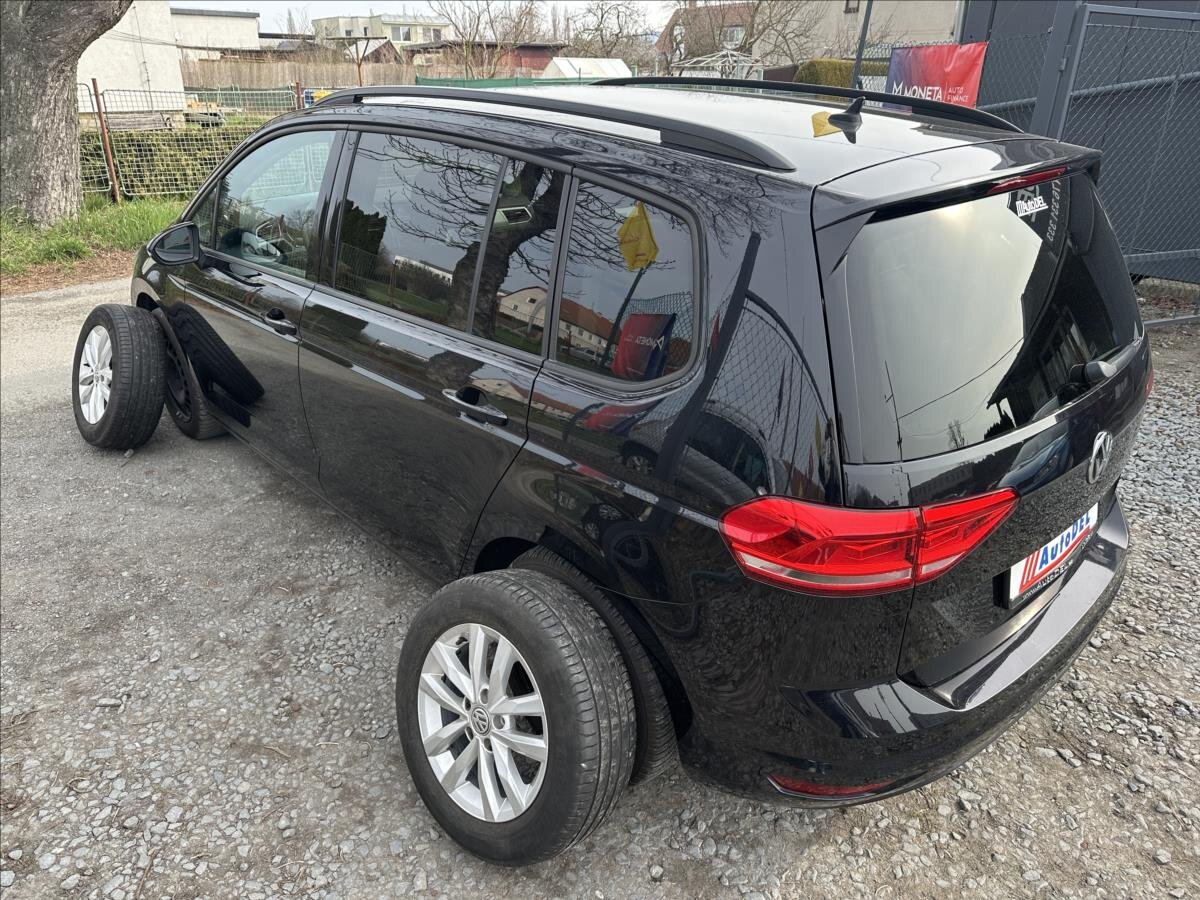 Volkswagen Touran MPV 1,2 l 81 kw
