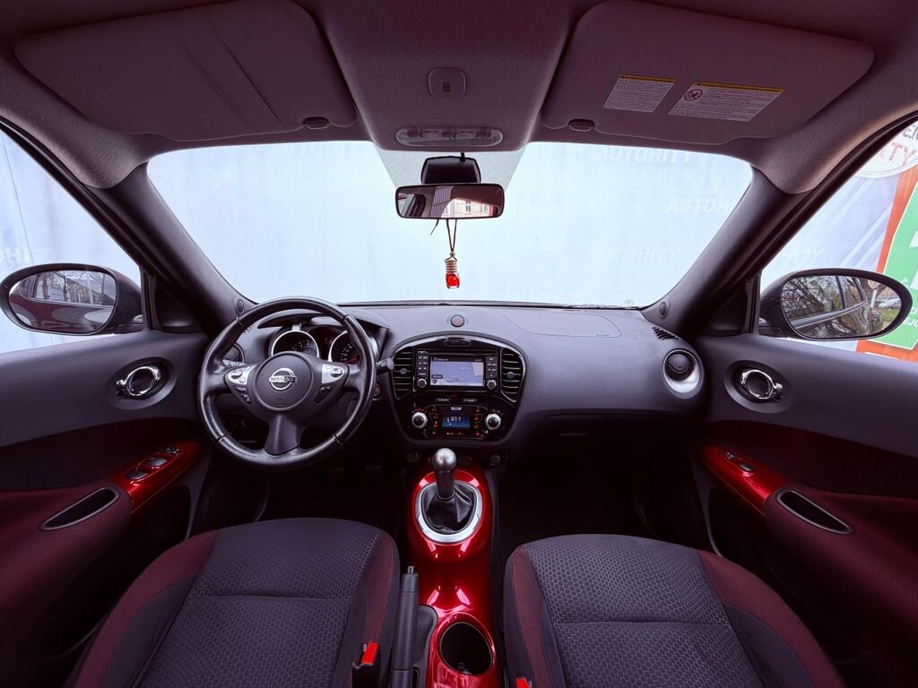 Nissan Juke Hatchback 1,6 l 86 kw