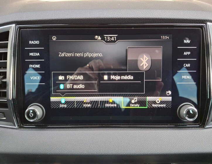 Škoda Karoq SUV / Terénní 1,5 l 110 kw