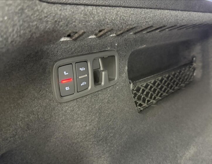 Audi Q8 SUV 3,0 l 210 kw