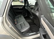 Volvo V90 27