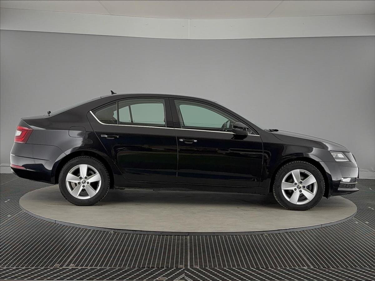 Škoda Octavia Liftback 1,6 l 85 kw