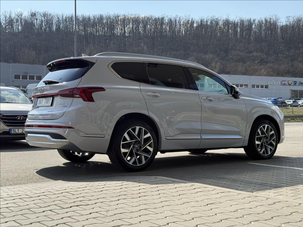 Hyundai Santa Fe SUV / Terénní 2,2 l 142 kw