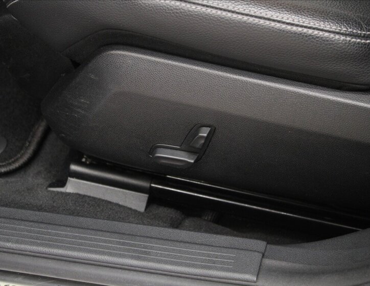 Mercedes-Benz Třídy E Kombi 3,0 l 190 kw