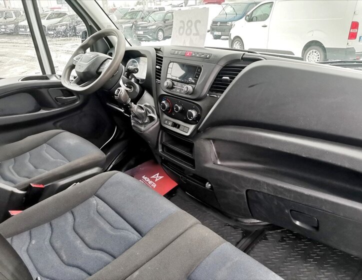 Iveco Daily Sklápěč 2,3 l 100 kw