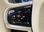 Volvo XC90 SUV / Terénní 2,0 l 173 kw