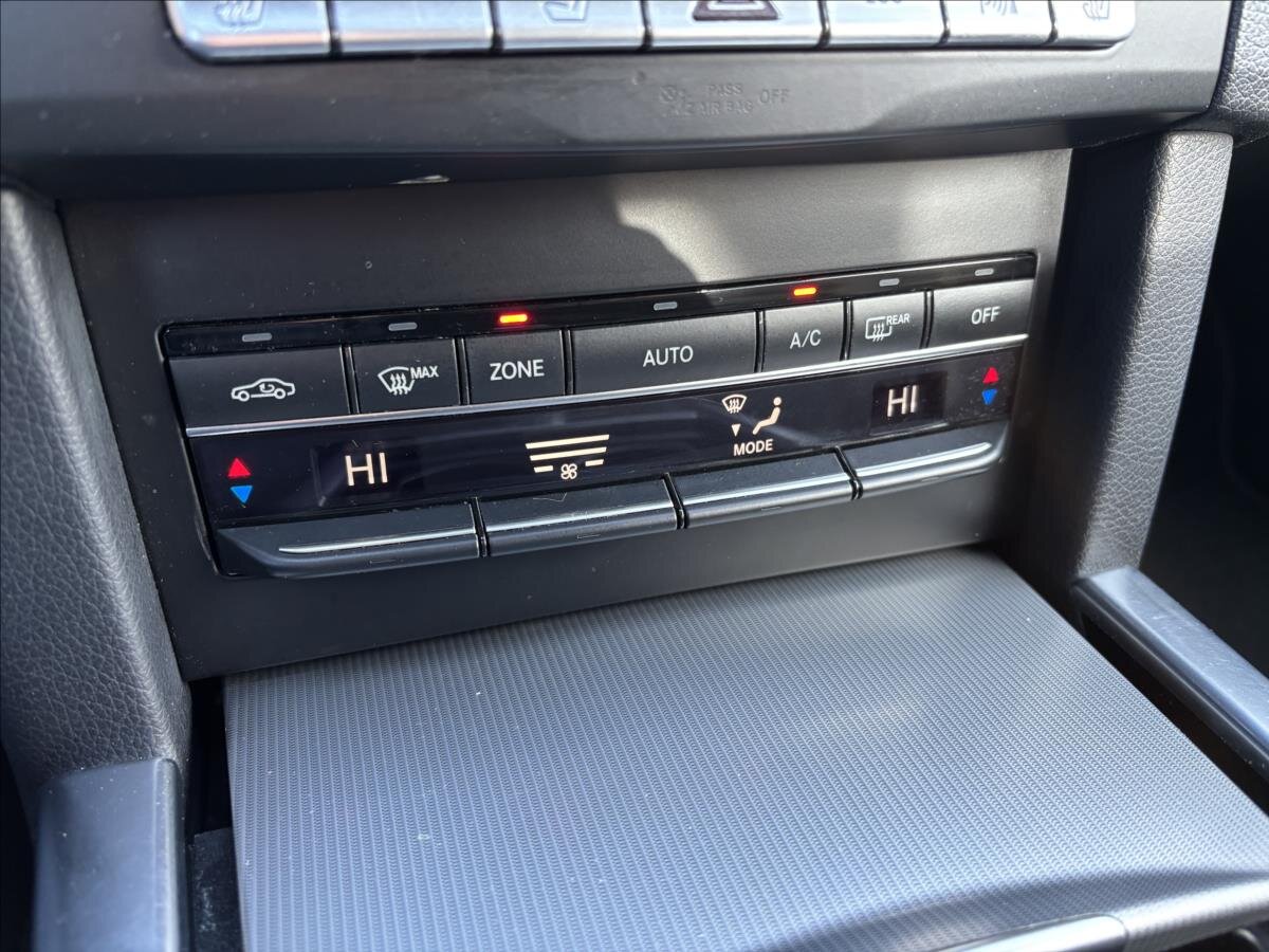 Mercedes-Benz Třídy E Kombi 2,1 l 125 kw