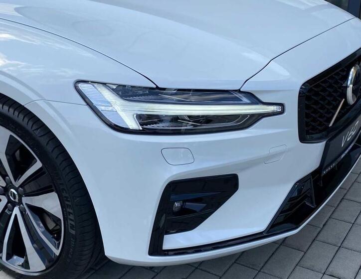Volvo V60 7