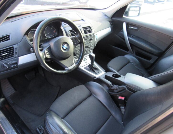 BMW X3 SUV 2,0 l 130 kw
