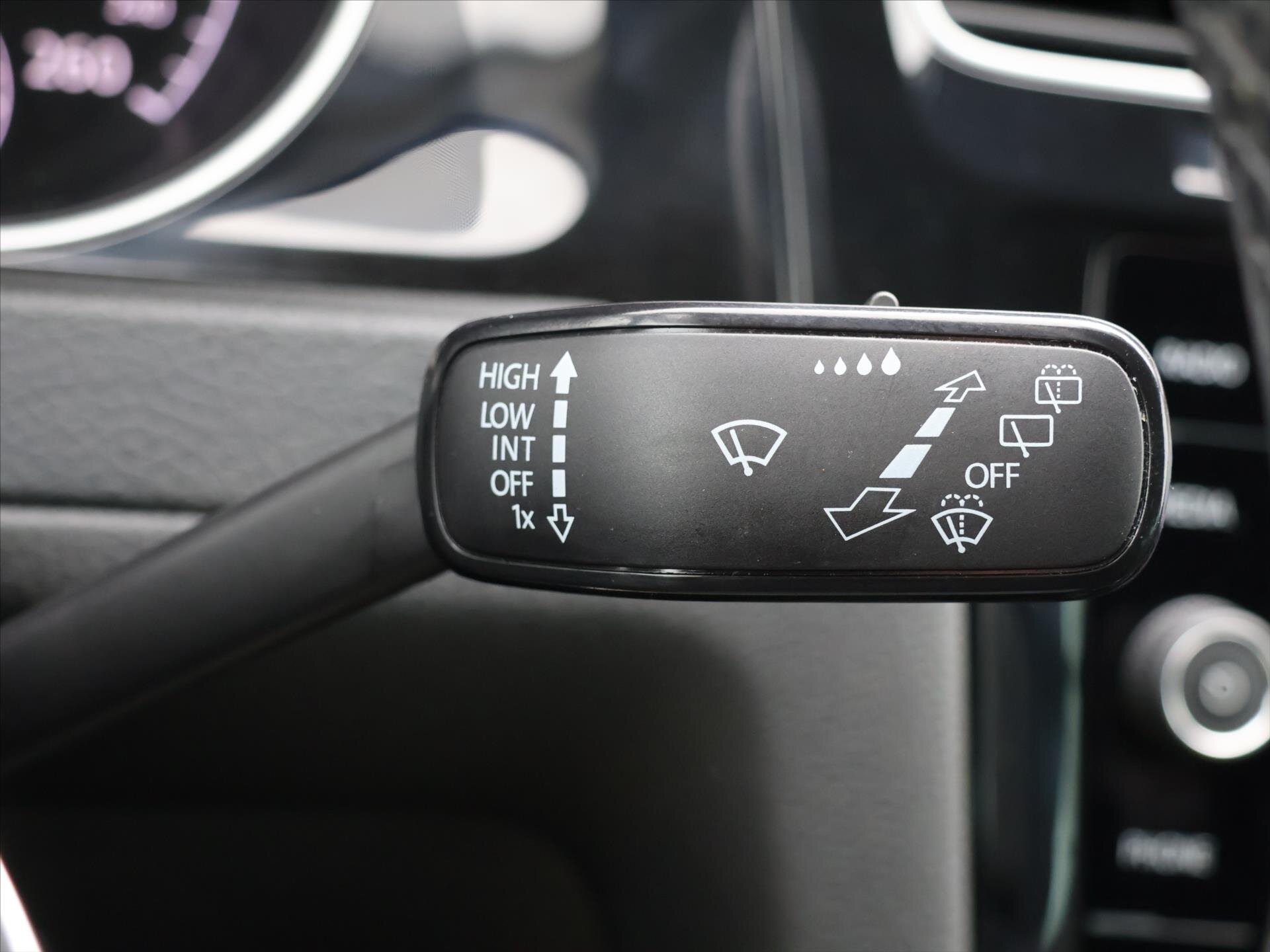 Volkswagen Golf Kombi 1,5 l 110 kw