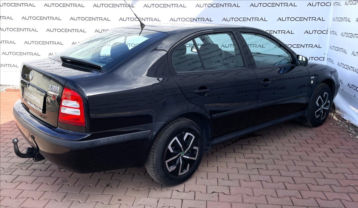 Škoda Octavia Sedan / Limuzína 1,6 l 75 kw