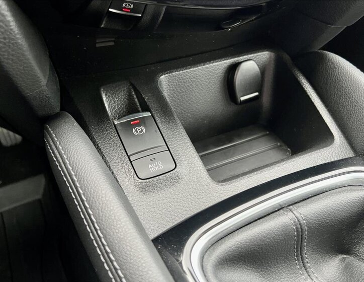 Nissan Qashqai SUV / Terénní 1,5 l 85 kw