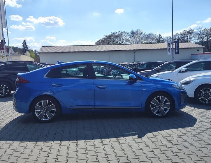 Hyundai IONIQ Hatchback 1,6 l 104 kw