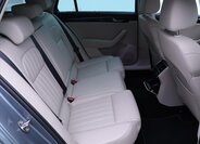 Škoda Superb 16