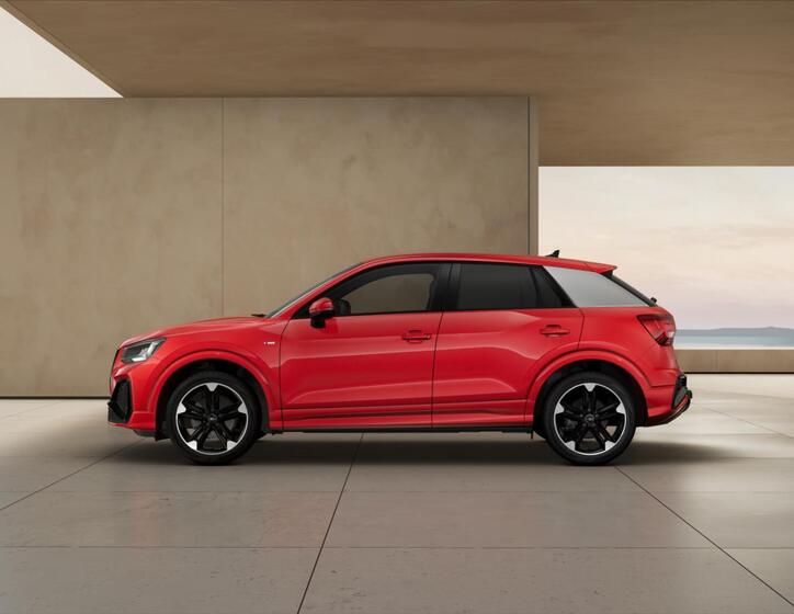Audi Q2 4