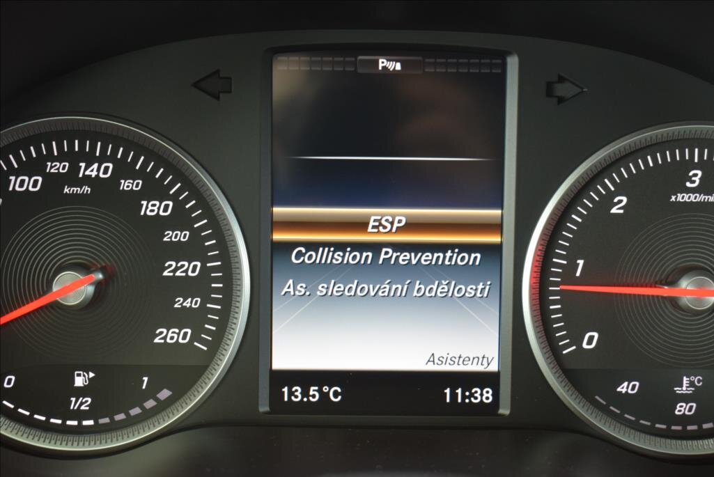 Mercedes-Benz Třídy C Sedan / Limuzína 2,1 l 125 kw