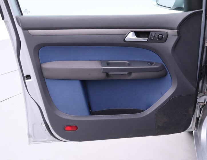 Volkswagen Touran MPV 1,9 l 77 kw