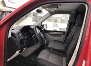 Volkswagen Transporter Kombi 2,0 l 62 kw