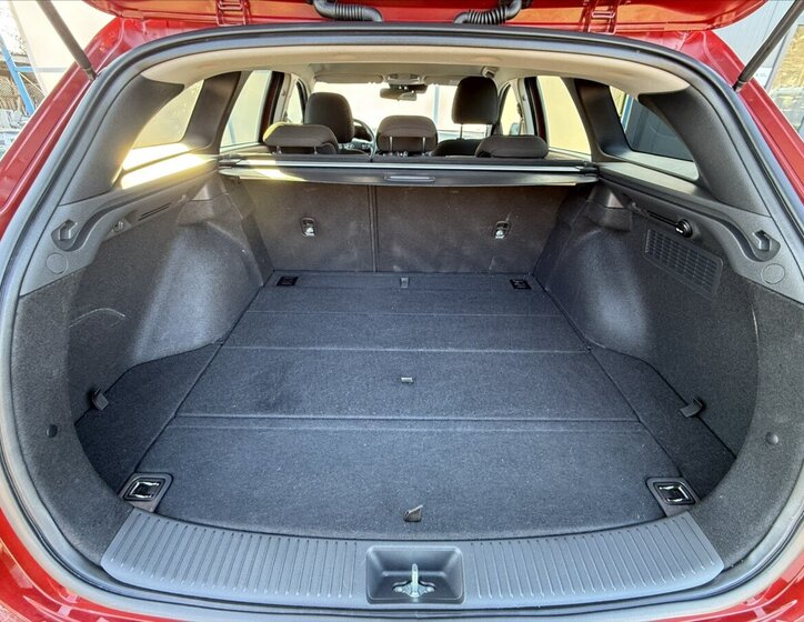 Hyundai i30 Kombi 1,5 l 103 kw