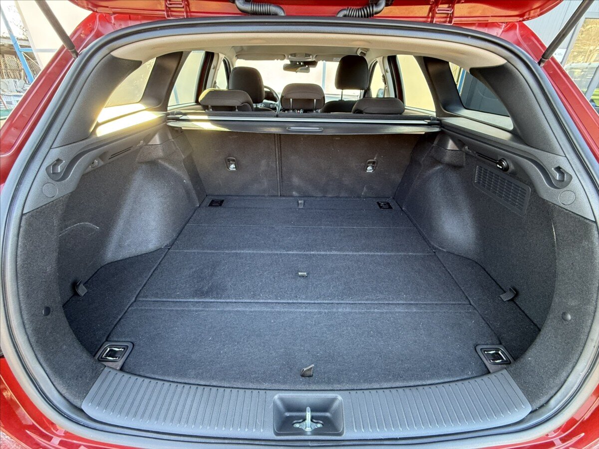 Hyundai i30 Kombi 1,5 l 103 kw