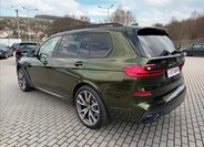 BMW X7 SUV / Terénní 4,4 l 390 kw