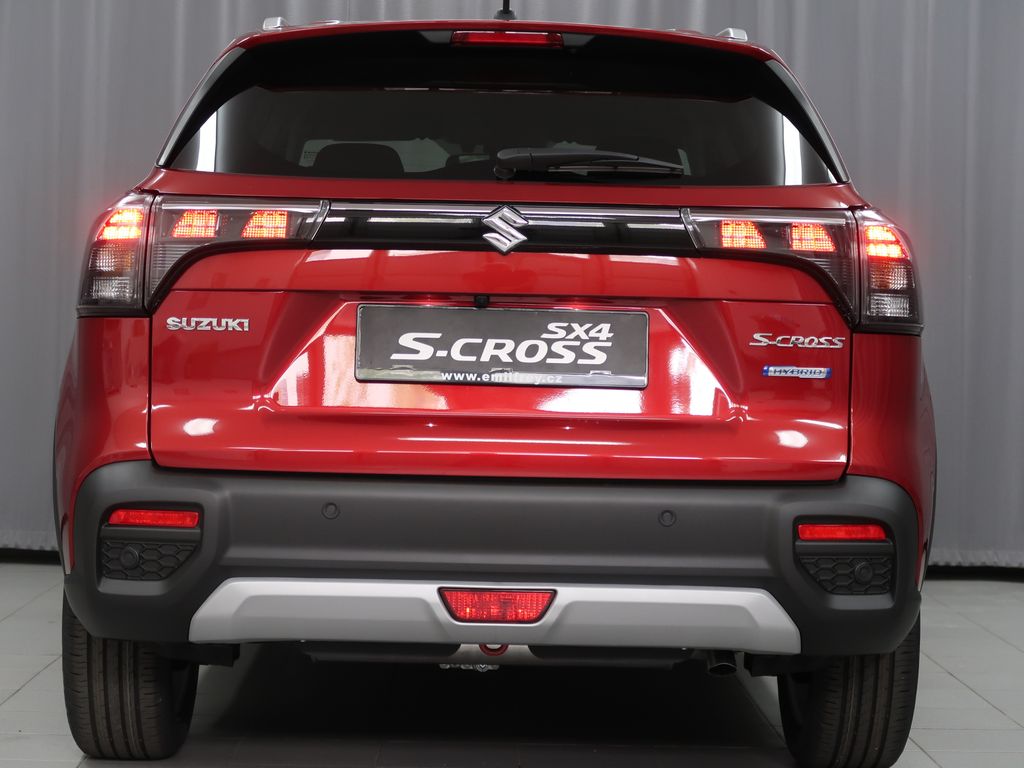 Suzuki S-Cross
