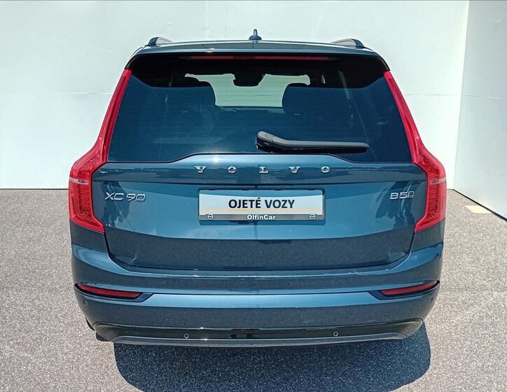 Volvo XC90 SUV 2,0 l 173 kw