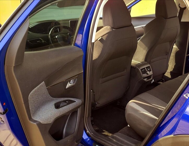 Peugeot 3008 SUV / Terénní 1,5 l 96 kw