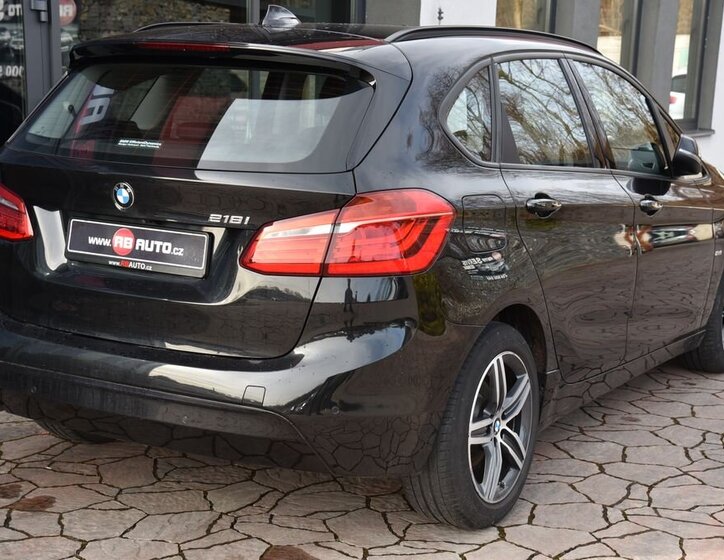 BMW Řada 2 MPV 1,5 l 100 kw