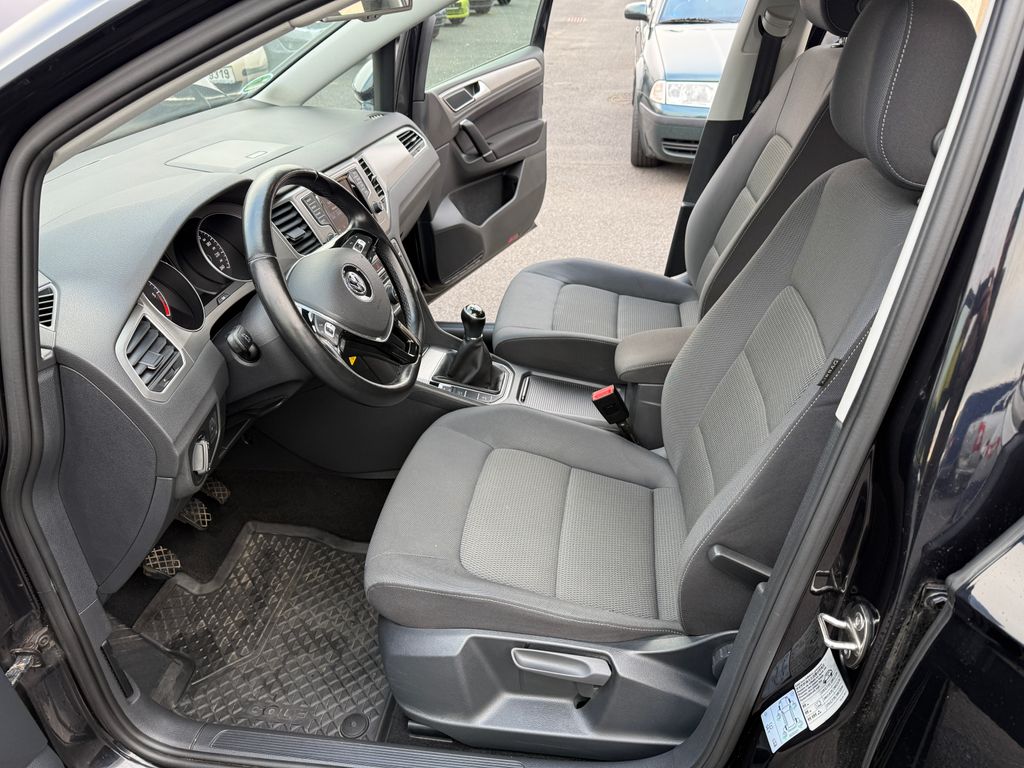 Volkswagen Golf Sportsvan